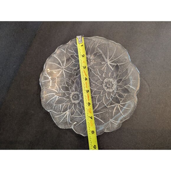 Indiana Lily Clear Glass Floral Dessert Plate With Scalloped Edged Etched Sunflo - Picture 2 of 3